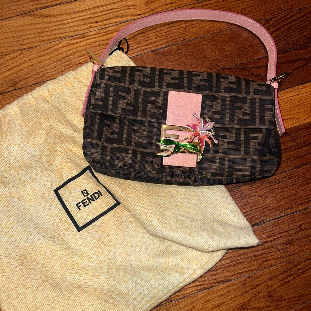 Fendi vintage baguette 🤩